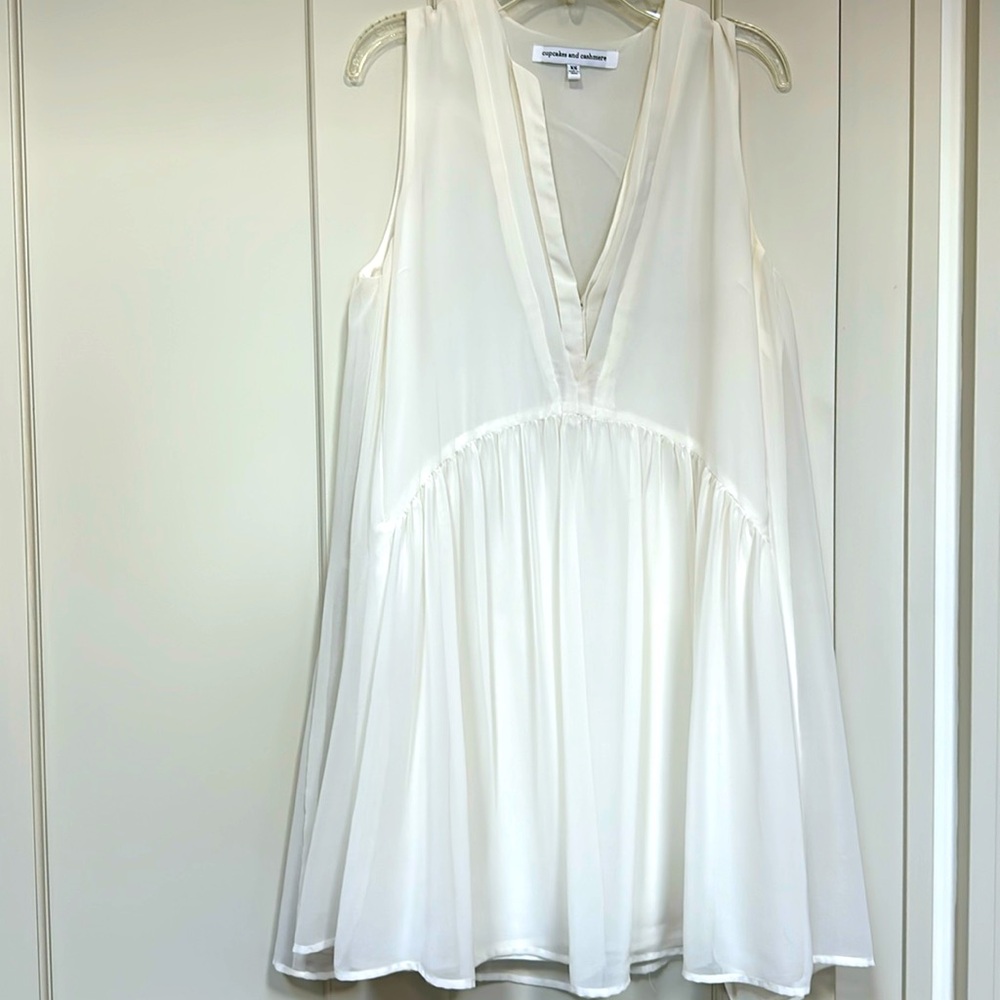Cupcakes and Cashmere lined babydoll mini dress